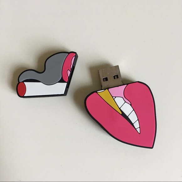 Just Cavalli Flash Drive - Picture 3 of 6